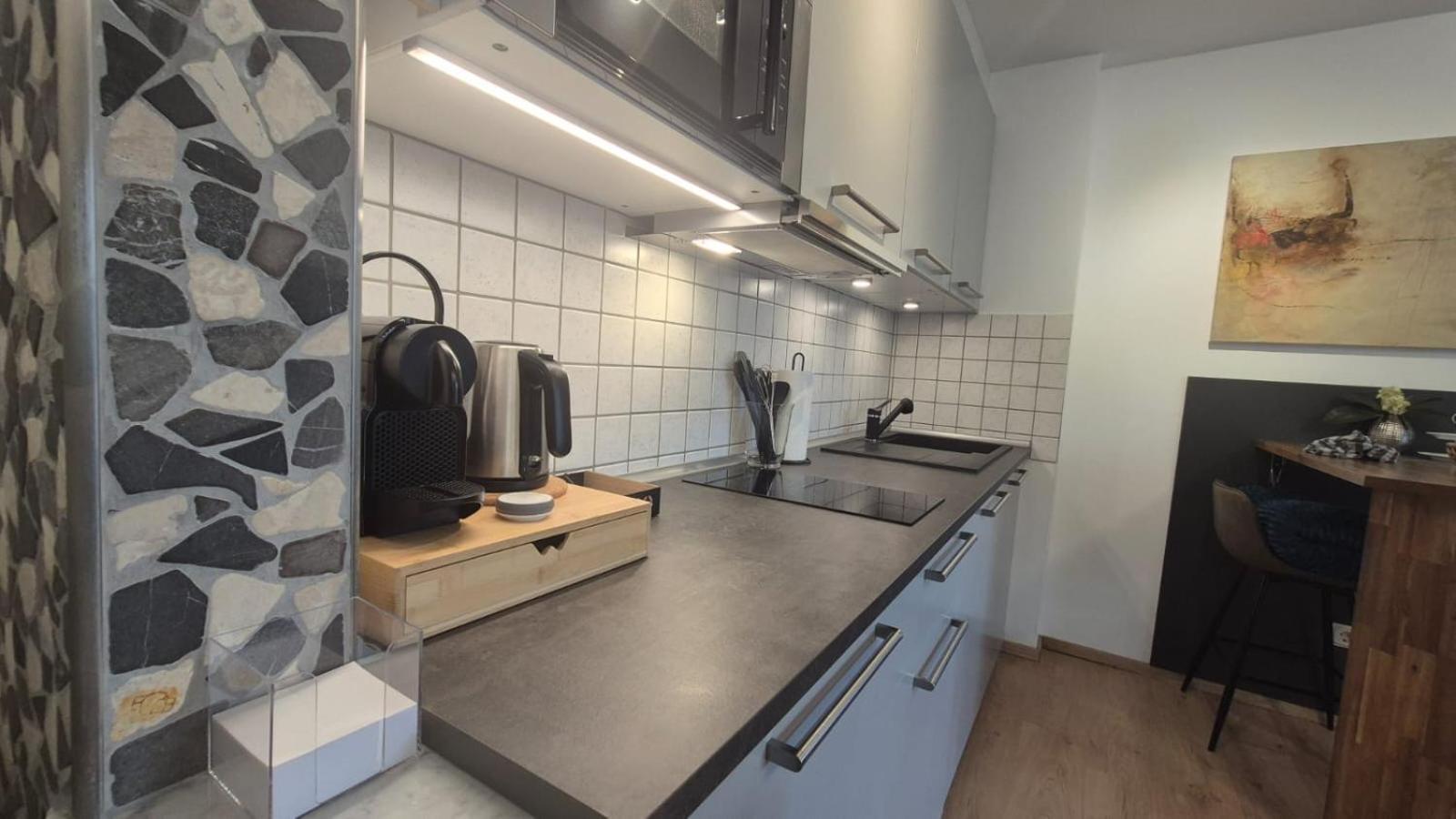 Apartment 1 Mit Terrasse Und Pkw-Stellplatz 레버쿠젠 외부 사진